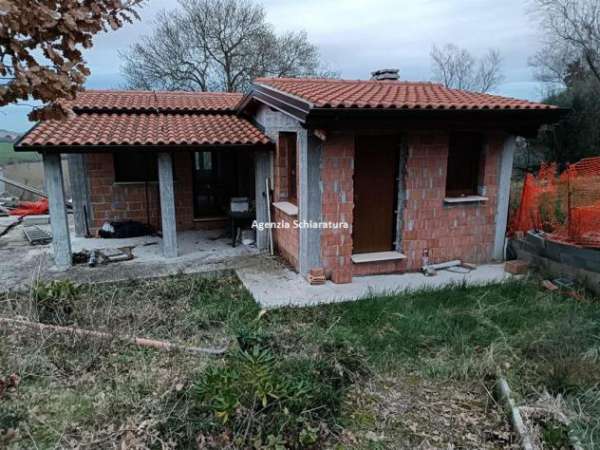 Foto COLLINA DI OSTERIA NUOVA  VENDESI CASA SINGOLA ALLO STATO GREZZO CON  TERRENO
