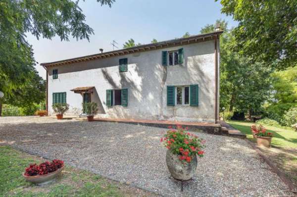 Foto Colonica in vendita a Fauglia 325 mq  Rif: 1156998