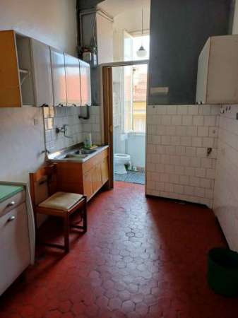 Foto Due alloggi in blocco in vendita in centro a Ventimiglia