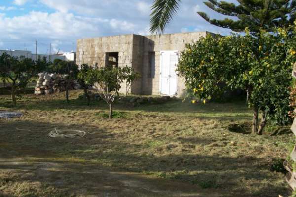Foto Eolie, Lipari-cod.213-(Pianoconte), rustico in costruzione e progetto approvato