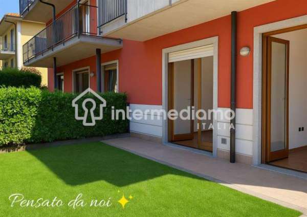 Foto ESCLUSIVA ABITAZIONE CON GIARDINO IN ZONA PREGIATA � POCHISSIME UNIT�!