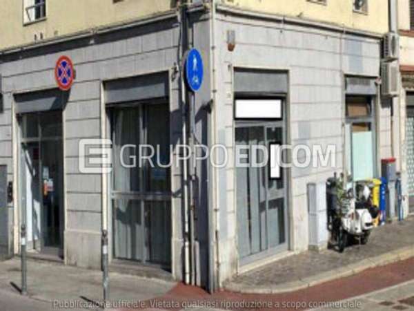 Foto Fabbricati costruiti per esigenze commerciali in vendita a Forl� - Rif. 4509683