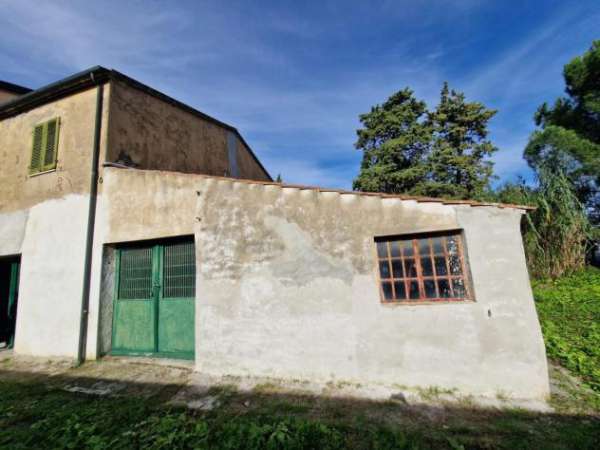 Foto Fienile in vendita a San Pietro In Palazzi - Cecina 180 mq  Rif: 1292949