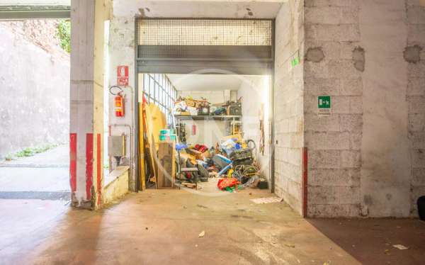 Foto Garage in vendita a Roma