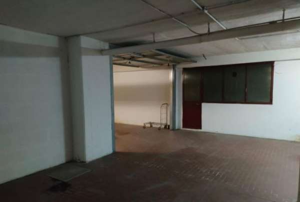 Foto GARAGE IN VENDITA ZONA OSPEDALE MAGGIORE