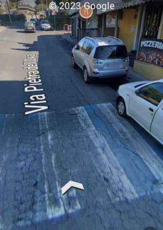Foto GRAZIOSISSIMO LOCALE NEGOZIO EX APPARTAMENTO ZONA CANALICCHIO CATANIA