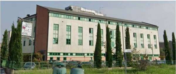 Foto Hotel in Vendita a Villafranca di Verona