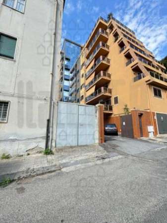 Foto IMMOBILE COMMERCIALE di 2 vani e di 130 mq (MESSINA) rif. 2VS17227