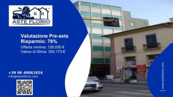 Foto Immobile in asta di 1053 m in vendita a Locri