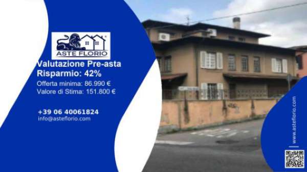 Foto Immobile in asta di 110 m con 4 locali e box auto in vendita a Varese