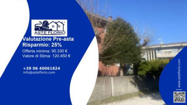 Foto Immobile in asta di 110 m con pi� di 5 locali e box auto in vendita a Salzano
