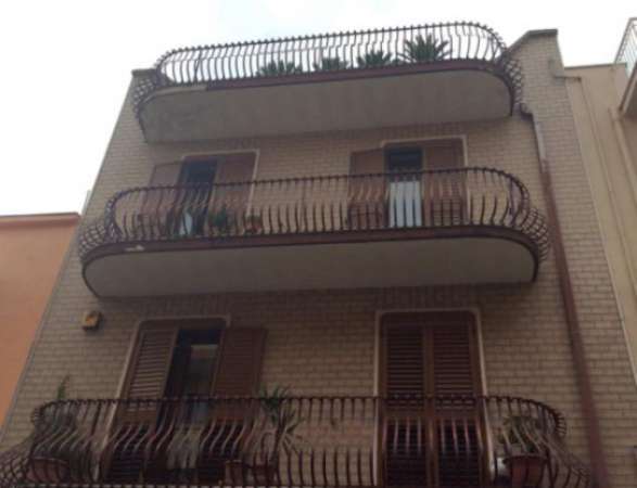 Foto Immobile in asta di 116 m in vendita a Andria