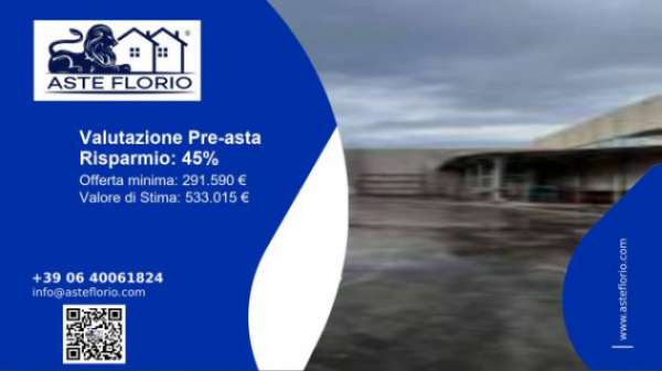 Foto Immobile in asta di 1192 m in vendita a Rende