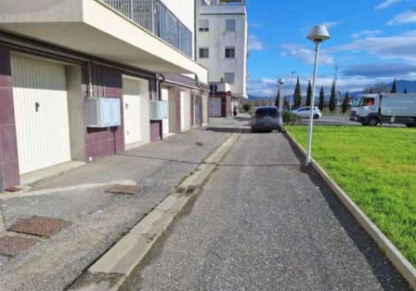 Foto Immobile in asta di 12 m in vendita a Campi Bisenzio