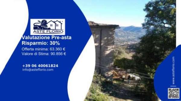 Foto Immobile in asta di 122 m con pi� di 5 locali in vendita a Camogli