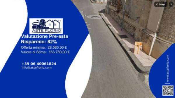 Foto Immobile in asta di 122 m in vendita a Santa Teresa di Riva