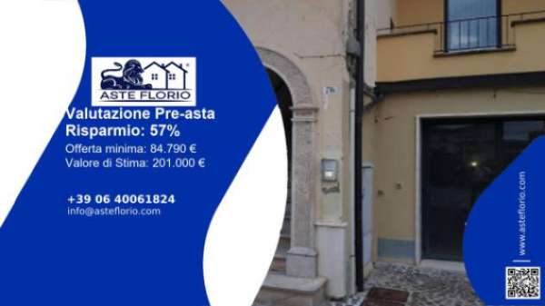 Foto Immobile in asta di 126 m in vendita a Assisi