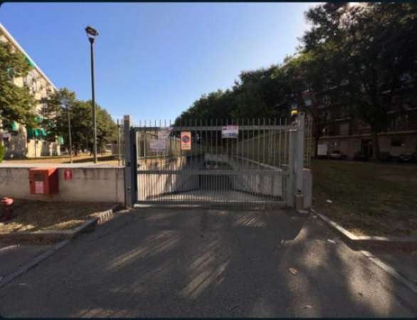 Foto Immobile in asta di 13 m, box auto in vendita a Torino