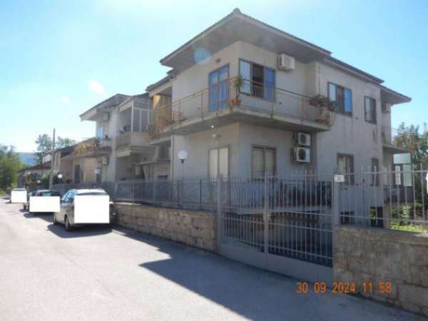 Foto Immobile in asta di 132 m con pi� di 5 locali in vendita a Santa Maria a Vico