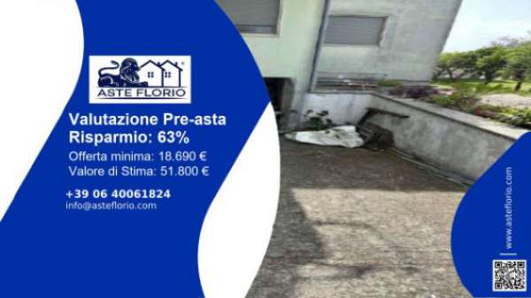 Foto Immobile in asta di 138 m, box auto in vendita a Melendugno