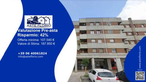 Foto Immobile in asta di 140 m, box auto in vendita a Spinea