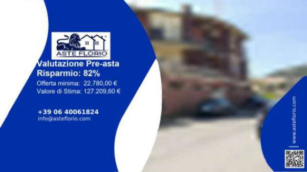 Foto Immobile in asta di 152 m, box auto in vendita a Macomer