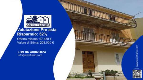 Foto Immobile in asta di 153 m in vendita a Arzachena