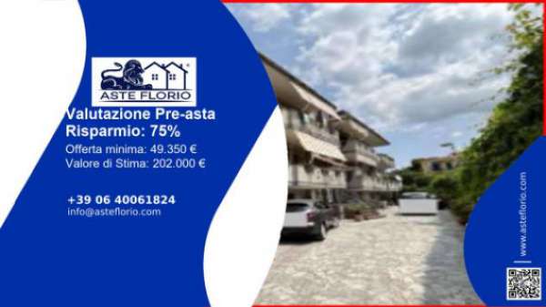 Foto Immobile in asta di 164 m, box auto in vendita a Ercolano