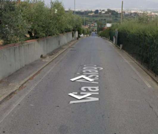 Foto Immobile in asta di 184 m con 2 locali e box auto in vendita a Quarrata
