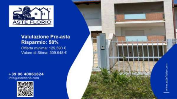 Foto Immobile in asta di 185 m, box auto in vendita a Formia