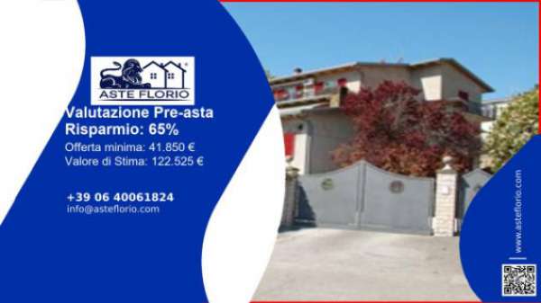 Foto Immobile in asta di 195 m, box auto in vendita a Corciano
