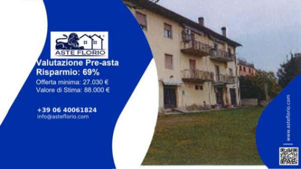 Foto Immobile in asta di 199 m, box auto in vendita a Castiglion Fiorentino