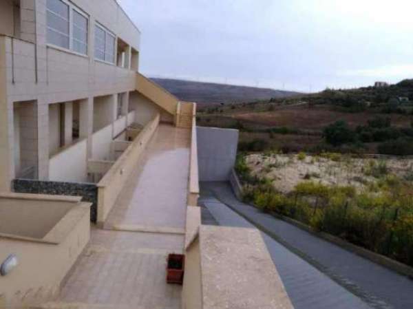 Foto Immobile in asta di 208 m in vendita a Matera