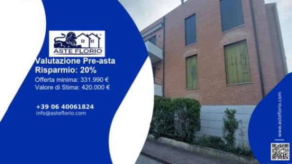 Foto Immobile in asta di 210 m con pi� di 5 locali e box auto doppio in vendita a Mirano