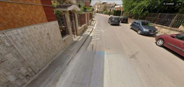 Foto Immobile in asta di 220 m con 1 locale in vendita a Canosa di Puglia