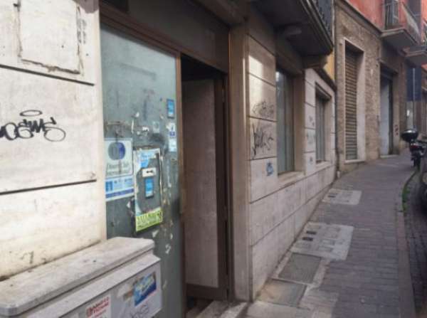 Foto Immobile in asta di 233 m con pi� di 5 locali in vendita a Viterbo