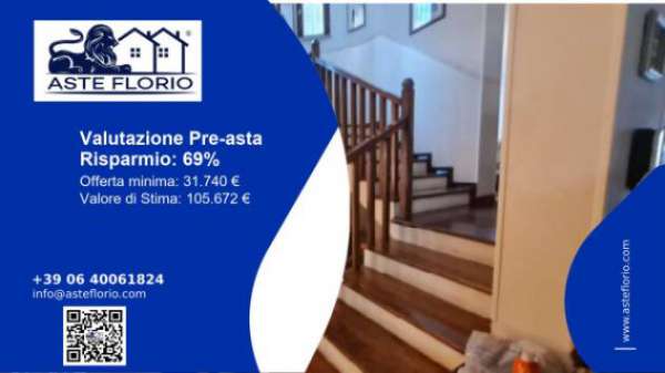 Foto Immobile in asta di 273 m in vendita a Bianco