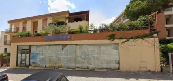 Foto Immobile in asta di 321 m con pi� di 5 locali in vendita a Matera