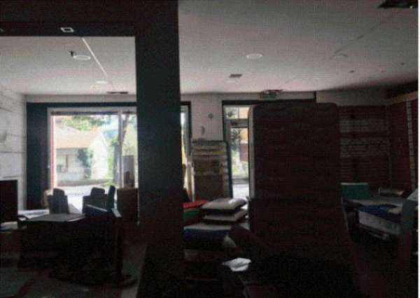 Foto Immobile in asta di 446 m con 1 locale in vendita a Matelica