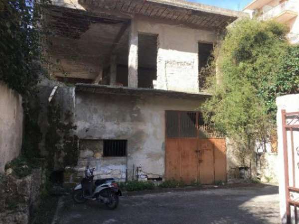 Foto Immobile in asta di 460 m in vendita a Siracusa