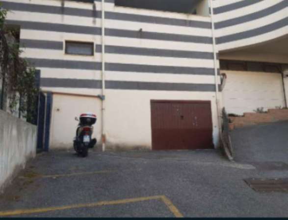 Foto Immobile in asta di 50 m in vendita a Messina
