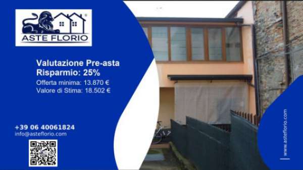 Foto Immobile in asta di 53 m in vendita a Gazzaniga