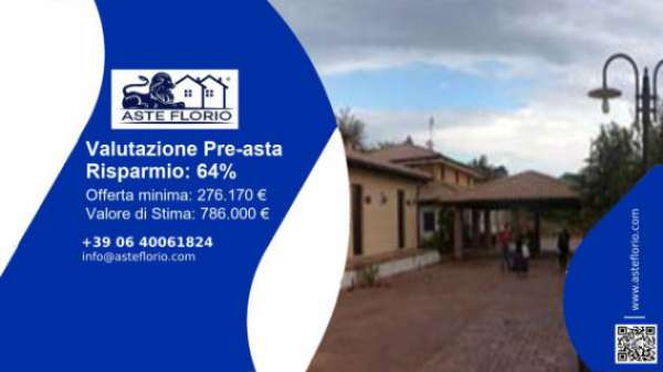 Foto Immobile in asta di 604 m con pi� di 5 locali in vendita a Locri