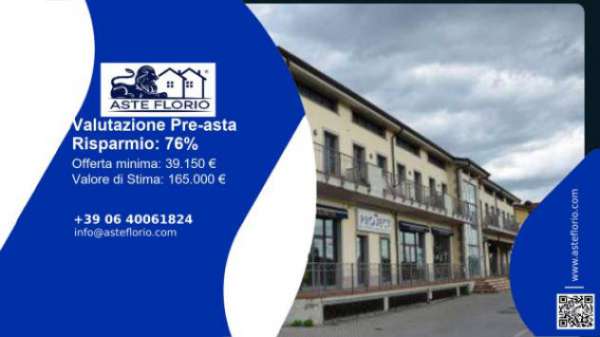 Foto Immobile in asta di 61 m con pi� di 5 locali in vendita a Montignoso