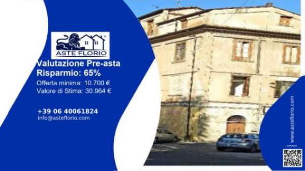 Foto Immobile in asta di 63 m con pi� di 5 locali in vendita a Cosenza