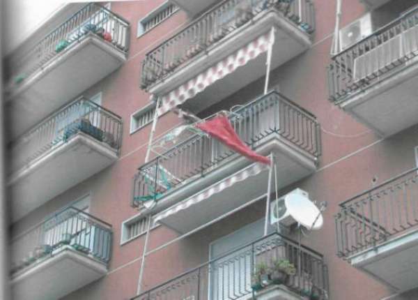 Foto Immobile in asta di 81 m con 3 locali e box auto doppio in vendita a Messina