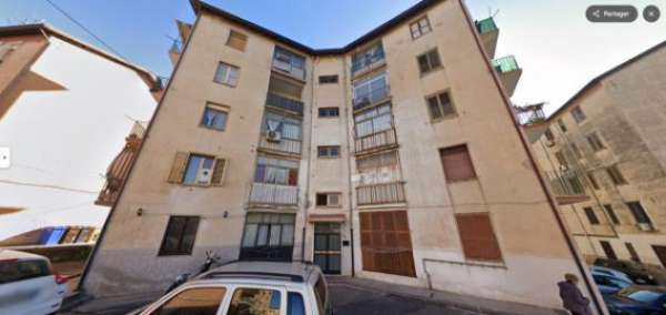 Foto Immobile in asta di 95 m in vendita a Catania
