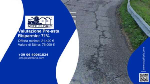 Foto Immobile in asta di 97 m con pi� di 5 locali in vendita a Lattarico