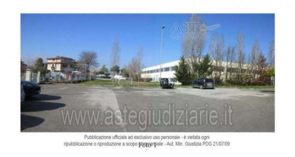 Foto IMMOBILI-ALTRA CATEGORIA-Localit  piane di camerata - via ungaretti