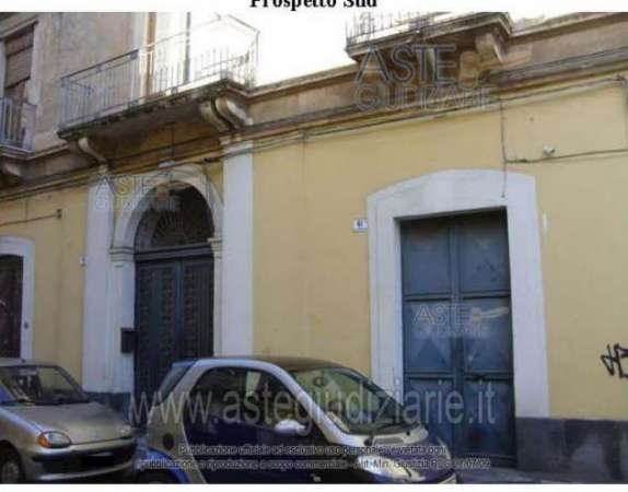 Foto IMMOBILI-IMMOBILE COMMERCIALE-Via carmelitani, 47, 95131 catania ct, italia